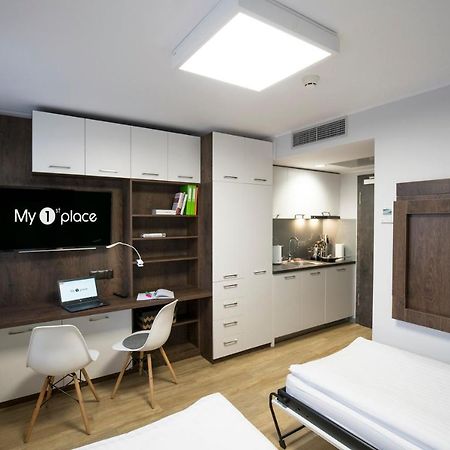 My 1St Place Poznan Aparthotel Luaran gambar