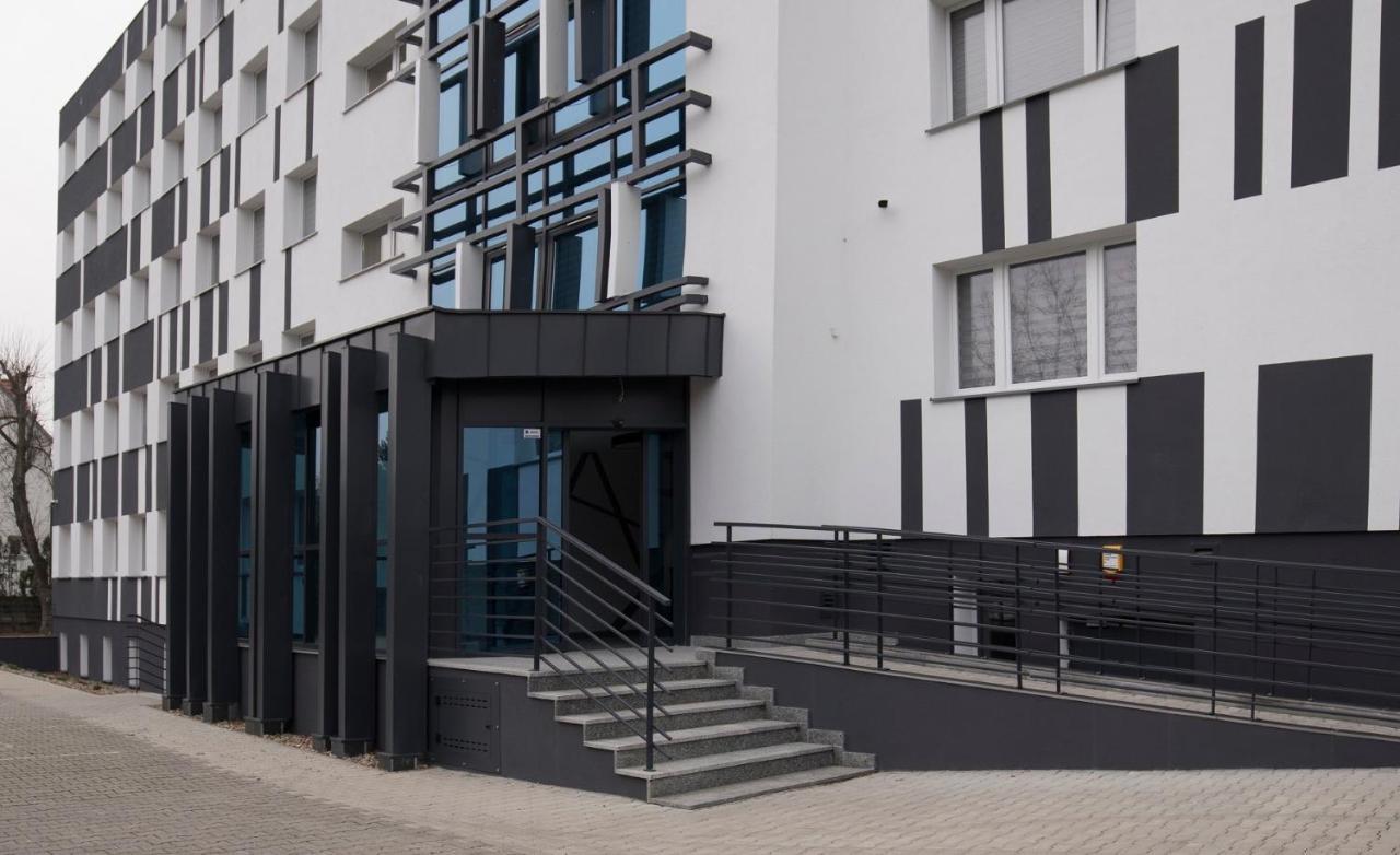 My 1St Place Poznan Aparthotel Luaran gambar