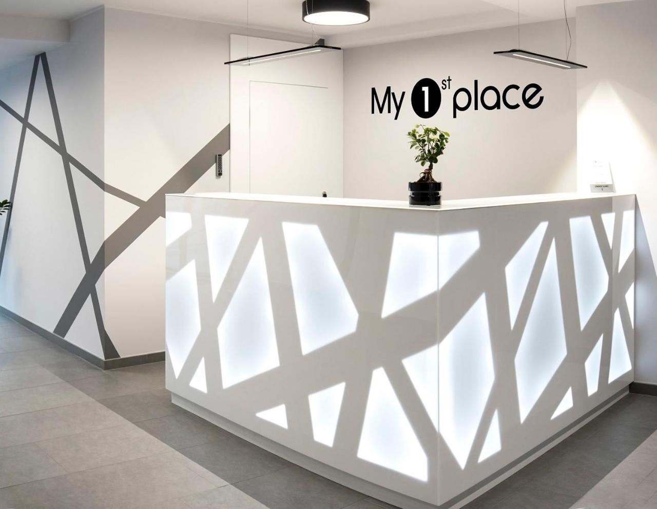 My 1St Place Poznan Aparthotel Luaran gambar